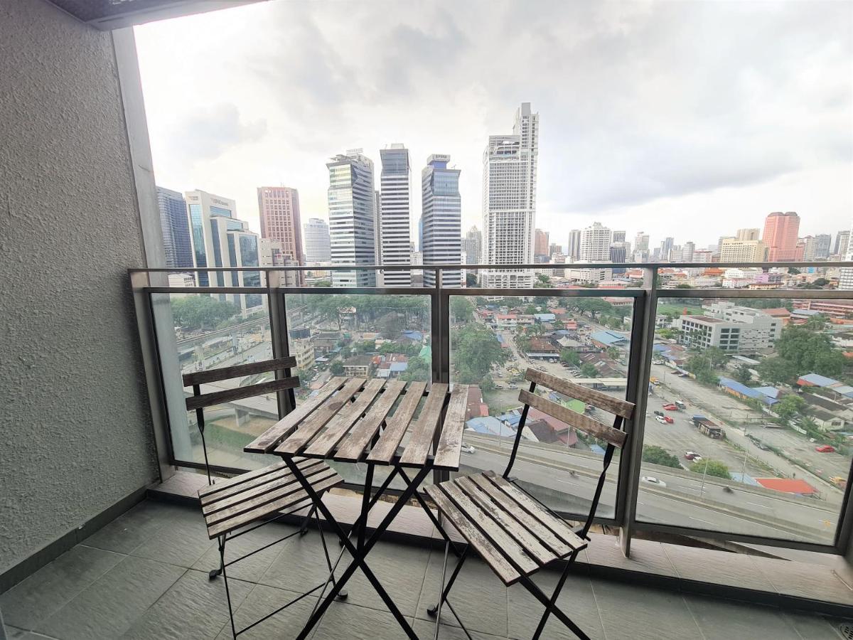 Summer Suites @Bukit Bintang Klcc By Sarah'S Lodge Куала Лумпур Екстериор снимка